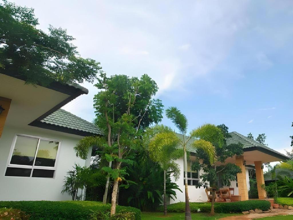 Phu View Resort Khao Yai Пак-Чонг Екстер'єр фото